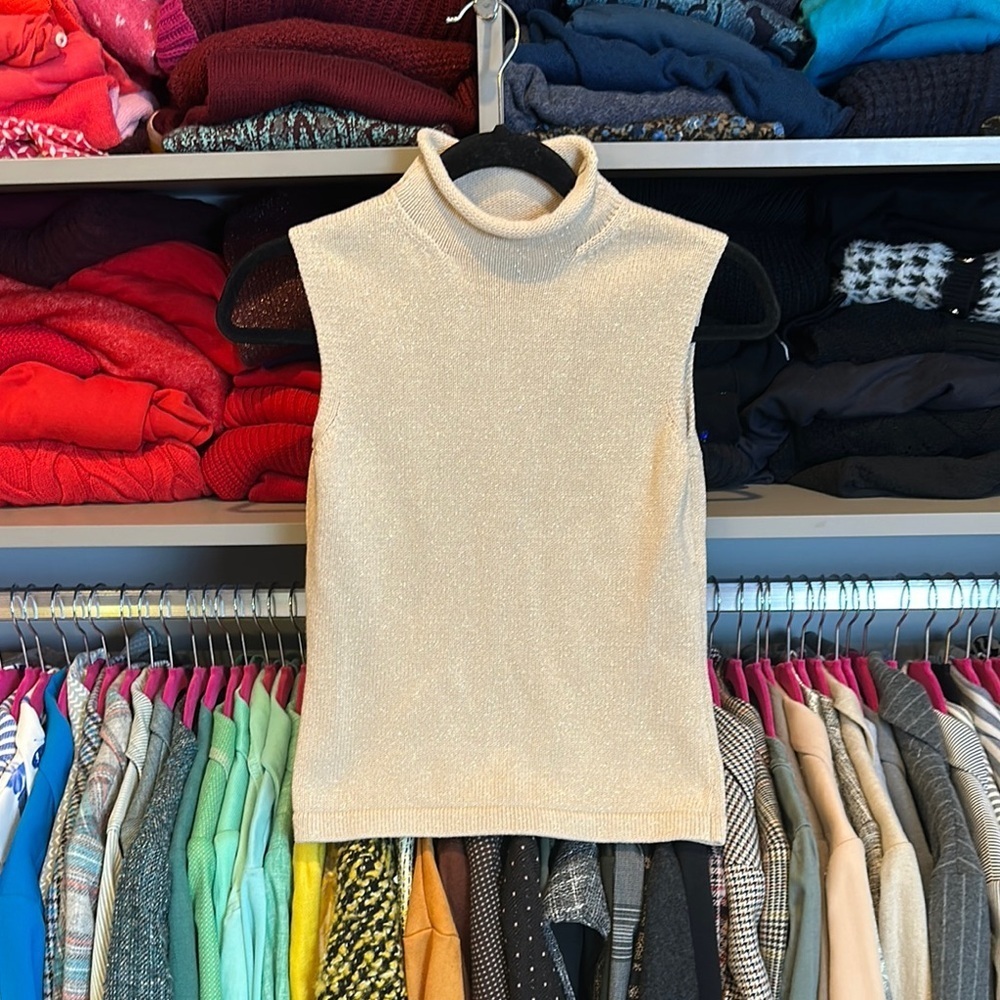 GAP tan sleeveless roll mock neck metallic threads sweater size XS